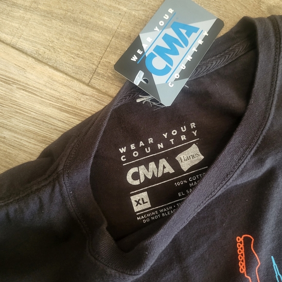 2019 CMA fest country concert tee nwt - Picture 7 of 8